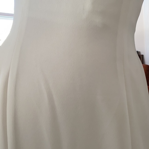 Off white bridal gown - Picture 2 of 5